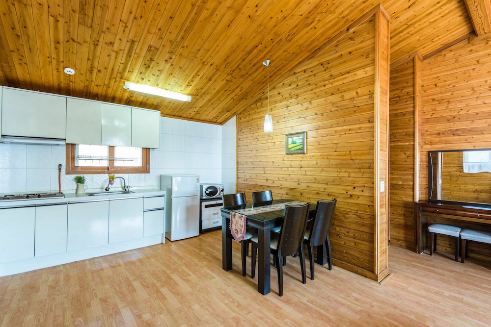 Longbeach Pension 22/47