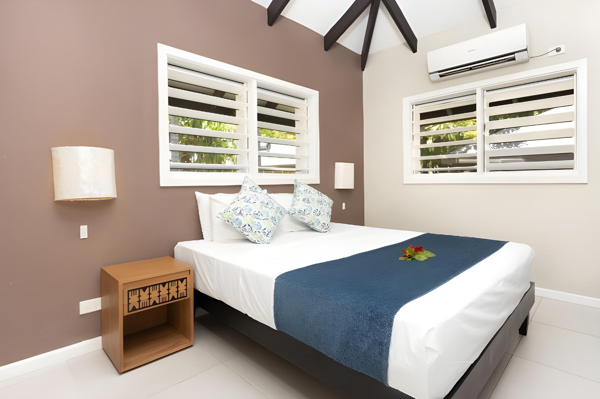 2 Bedrooms, Garden, Bungalow