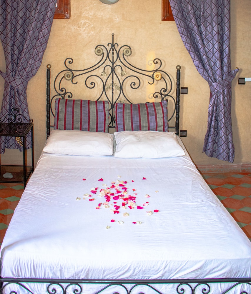 Riad Las Palmeras 11/50