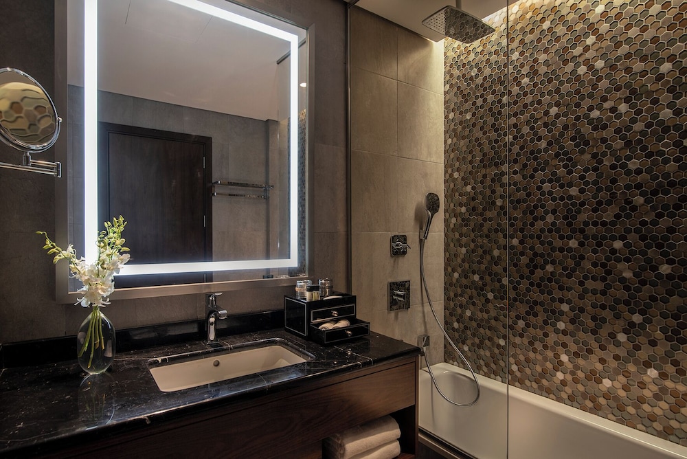 فندق وريزيدنس موفنبيك الرياض(Movenpick Hotel & Residences Riyadh) 57/57