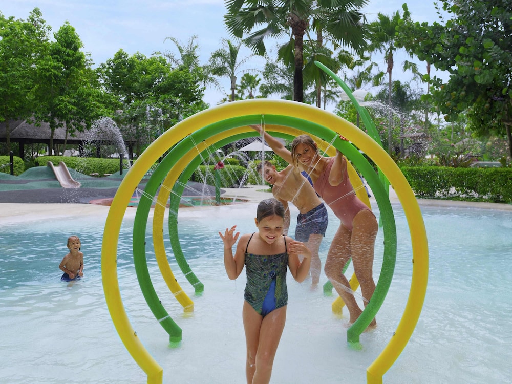 Movenpick Resort and Spa Jimbaran Bali 70/76