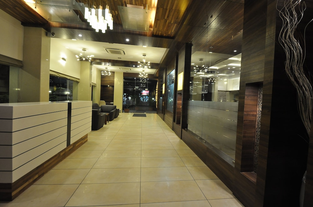 HOTEL LE GRANDE RESIDENCY 6/31