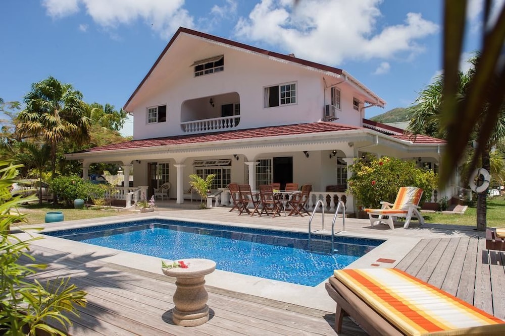Villa Confort 3/19