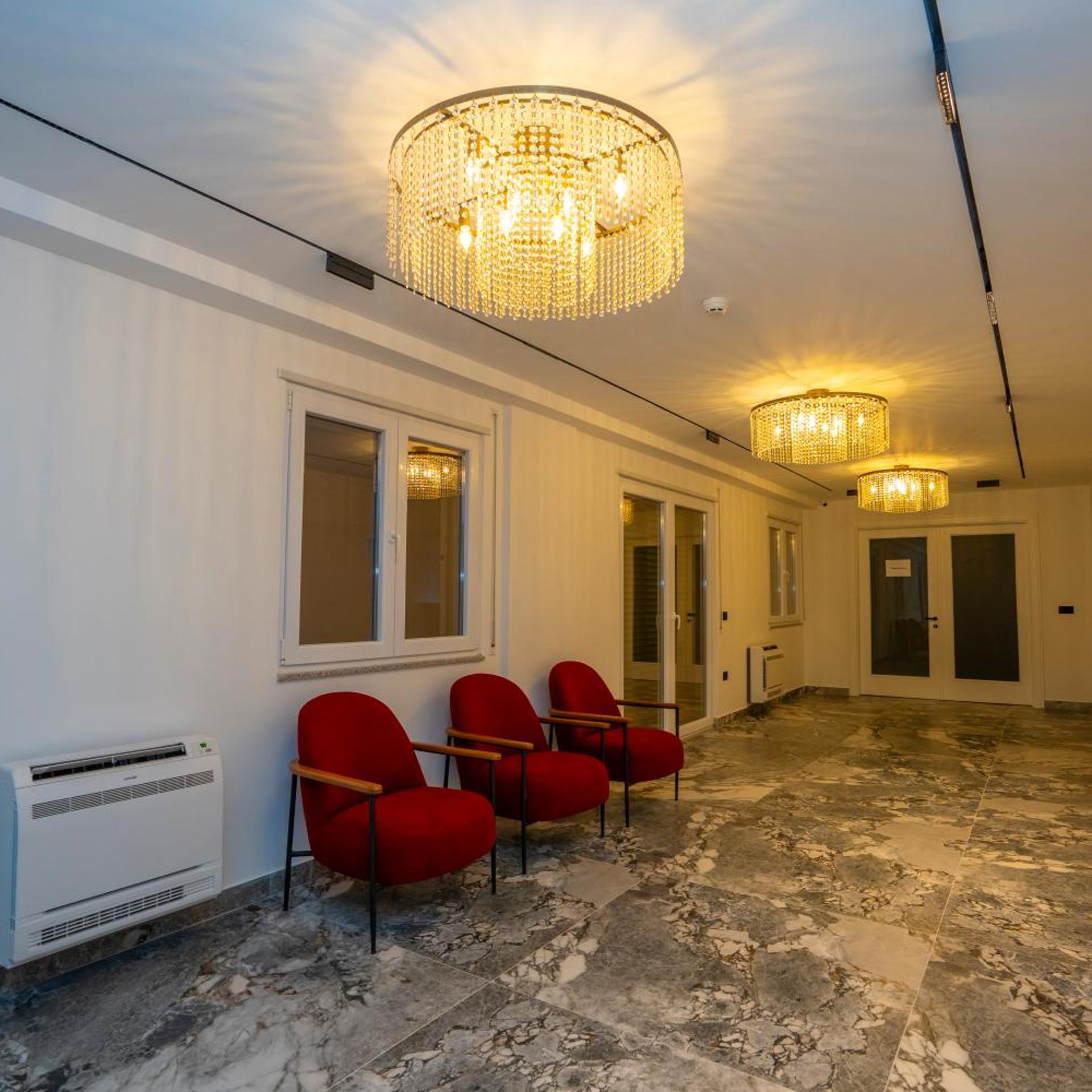 Hotel Mozart 6/70