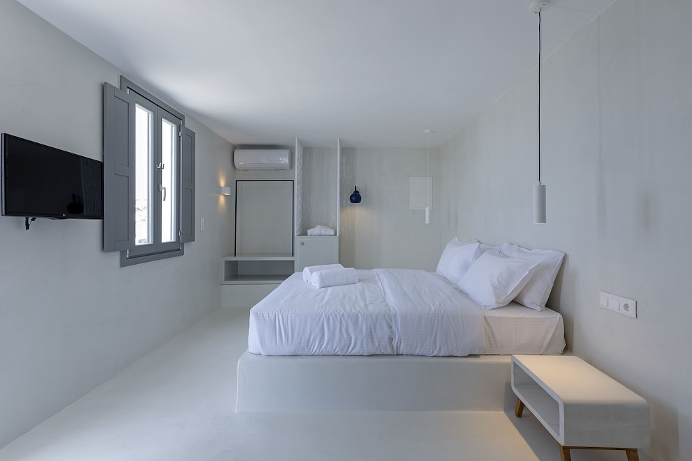 Sea Line Villas Adults Only 10/27
