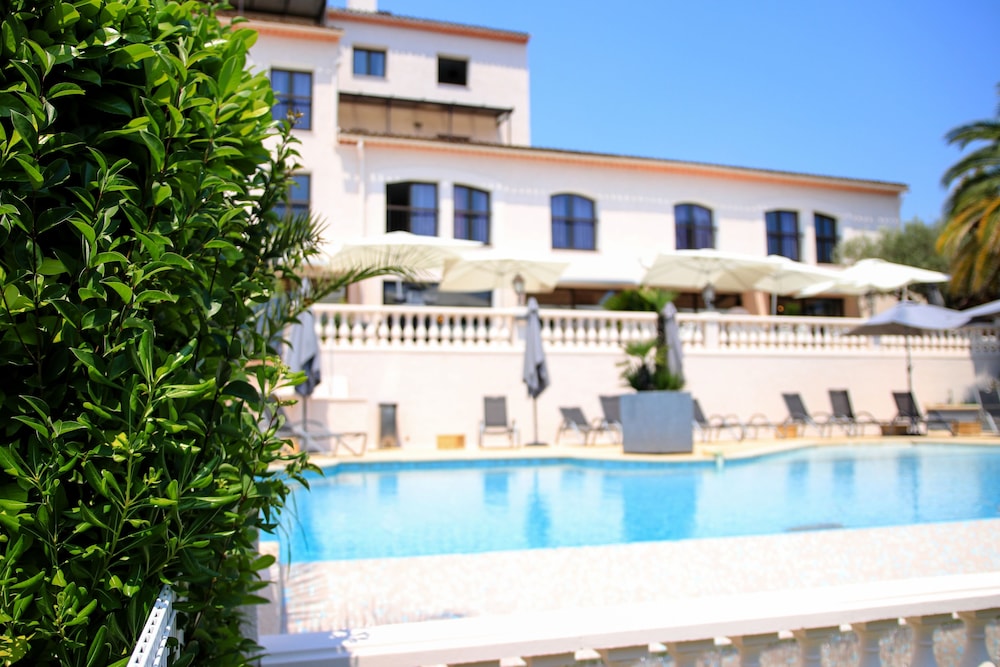 Hotel Perla Riviera 43/48
