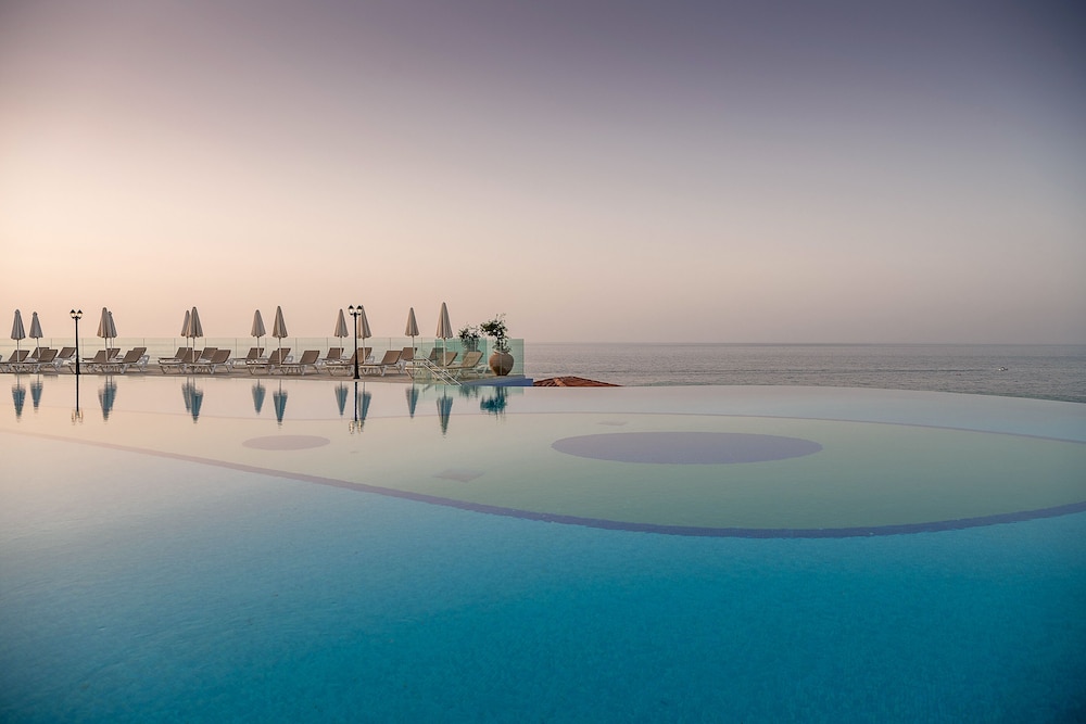 Leptos Panorama Hotel 48/50
