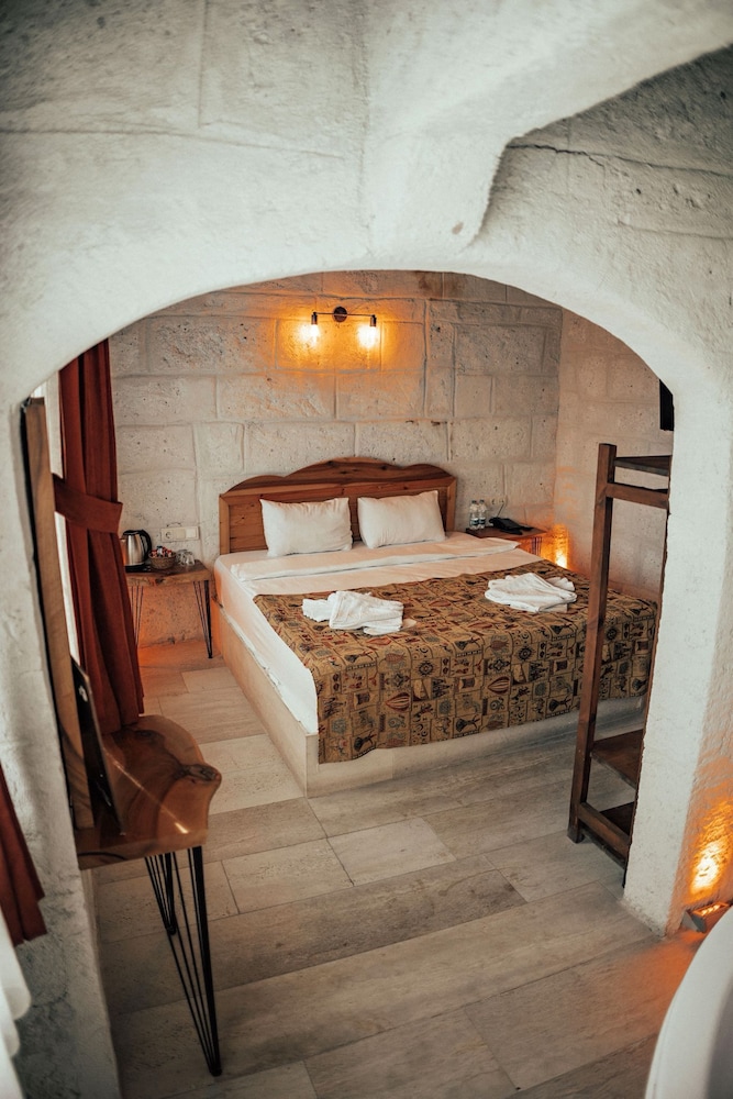 Snora Cave Cappadocia 24/50