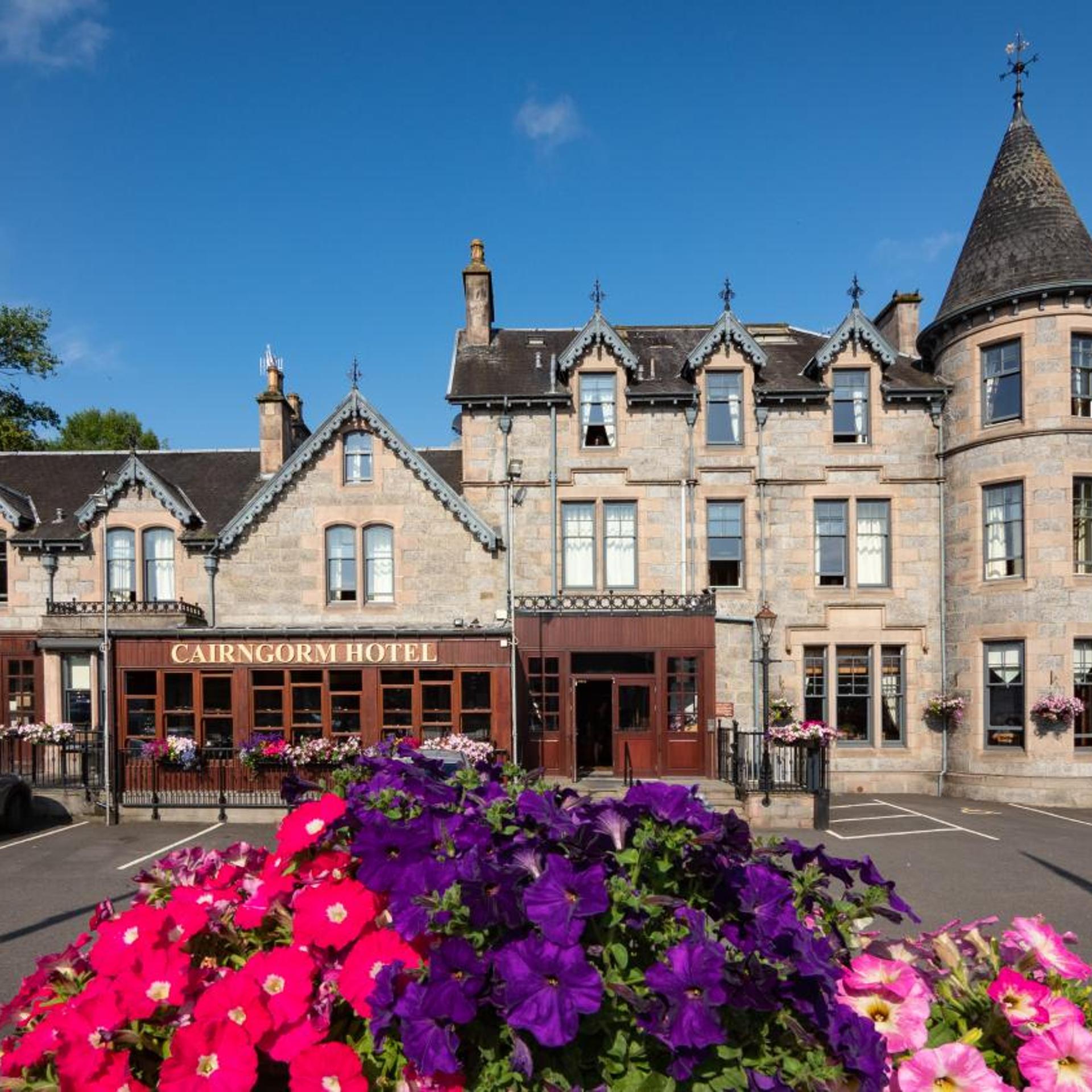 Cairngorm Hotel 5/55