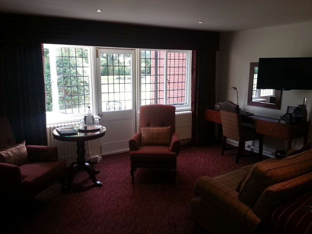 Macdonald Craxton Wood Hotel 38/60