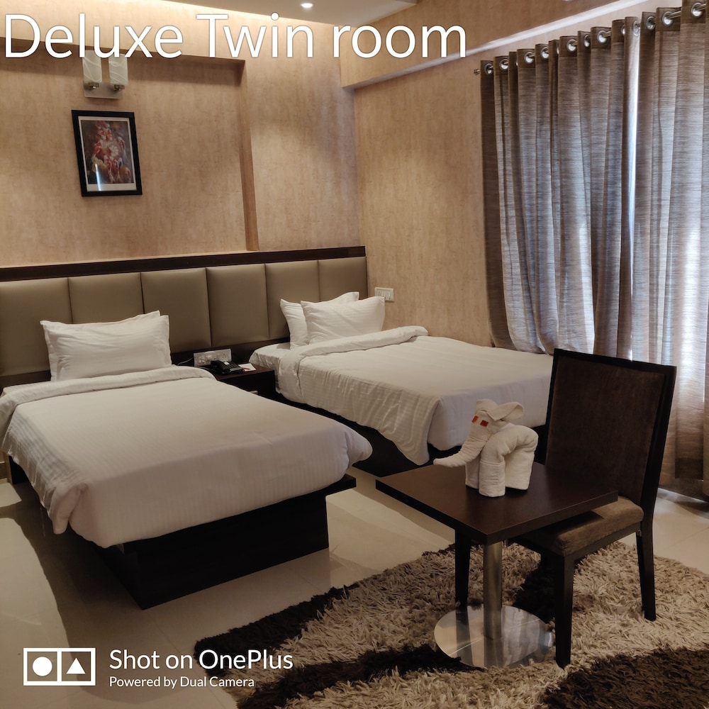 IWE SUITES, BANGALORE 20/50