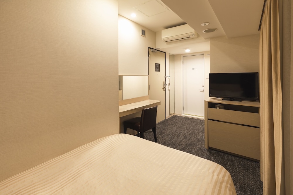 Sotetsu Fresa Inn Shimbashi-Hibiyaguchi 30/50