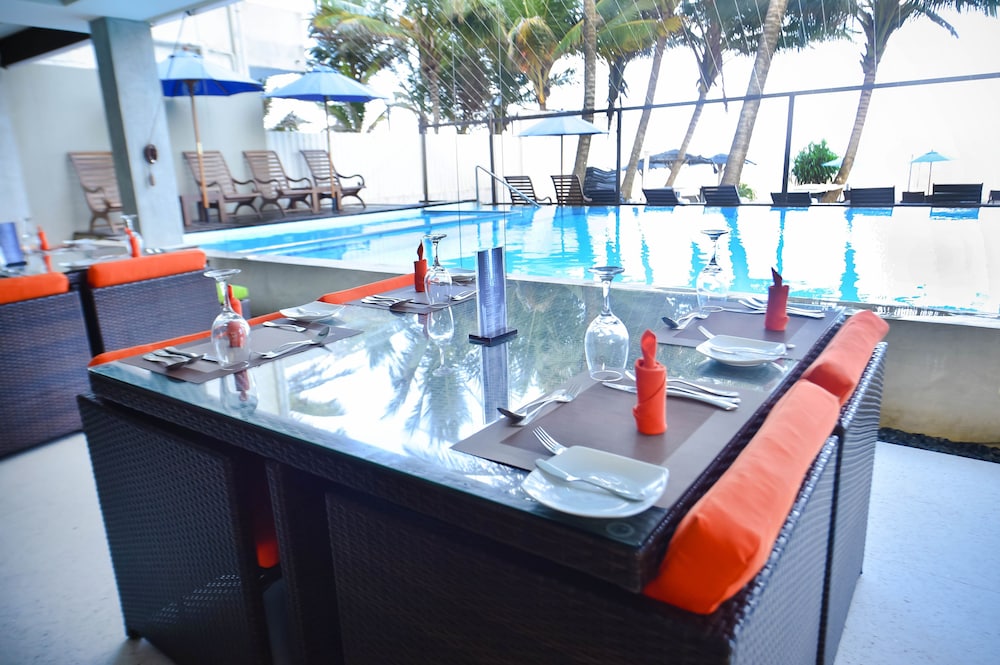 Beacon Beach Hotel 39/56