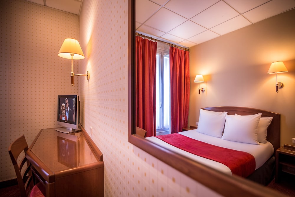 HOTEL CHARLEMAGNE 15/53
