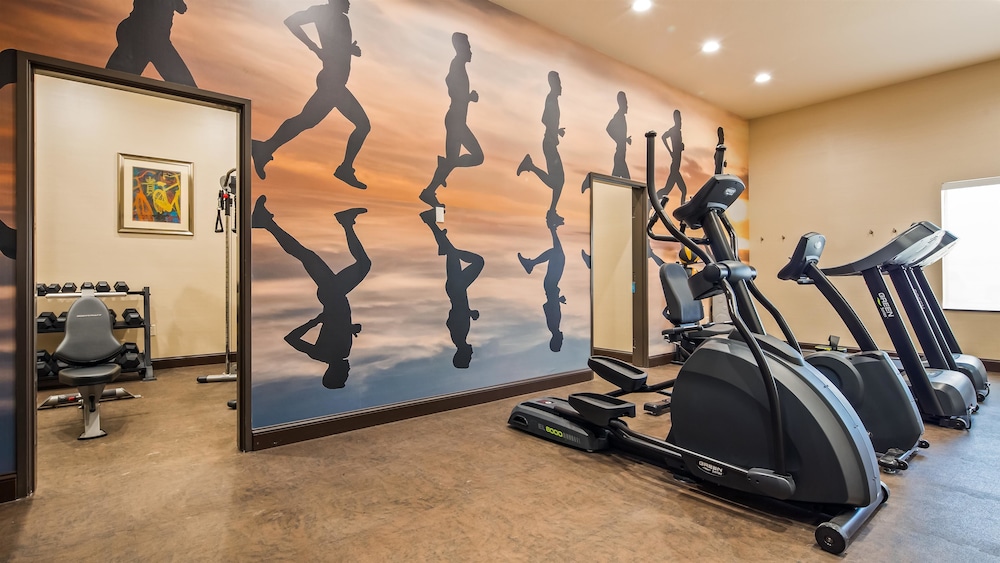 Best Western Plus Executive Residency Elk City 21/34