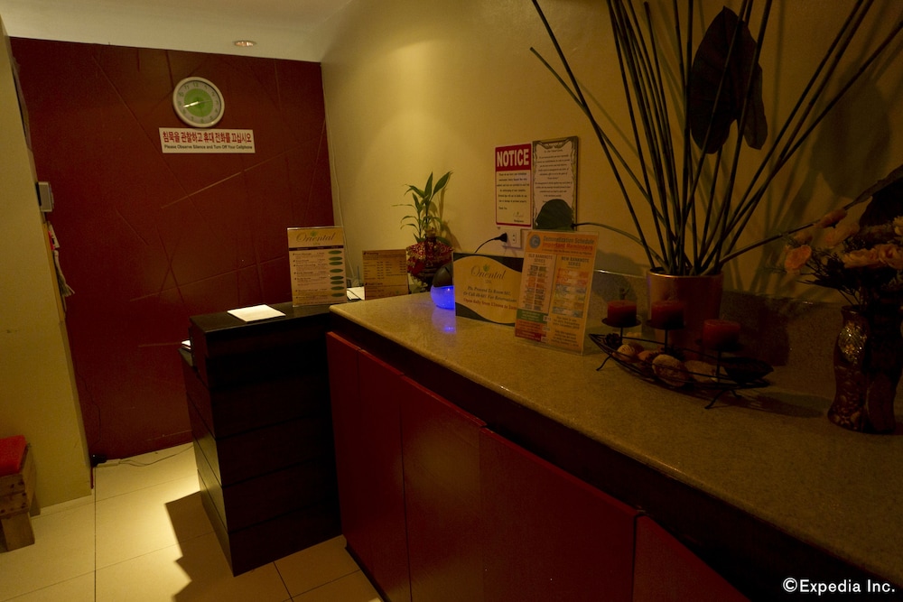 Mandarin Plaza Hotel 10/53