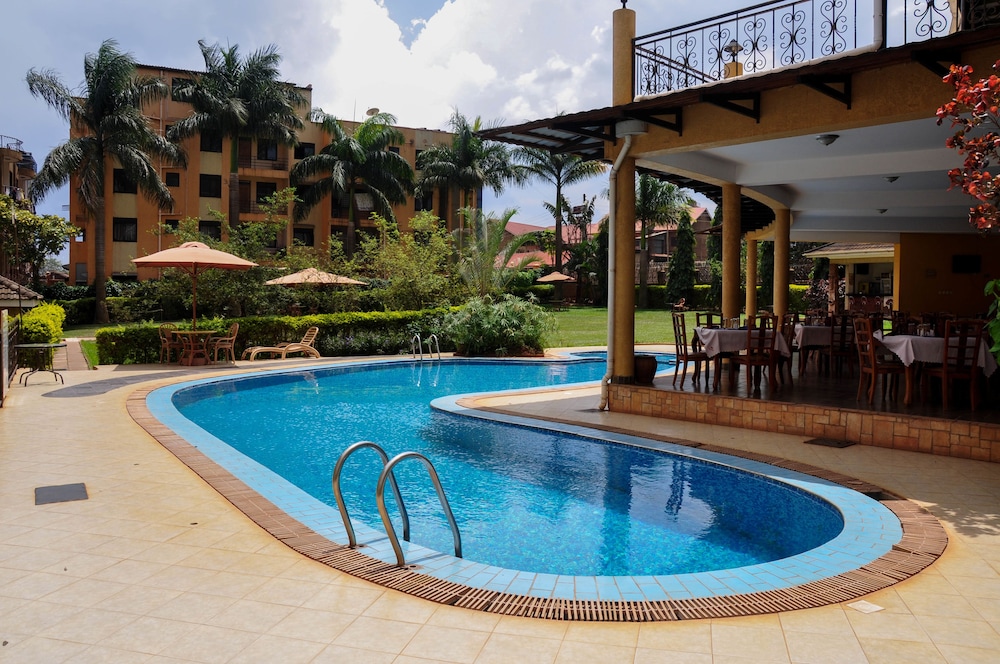 The City Royal Resort Hotel 27/30