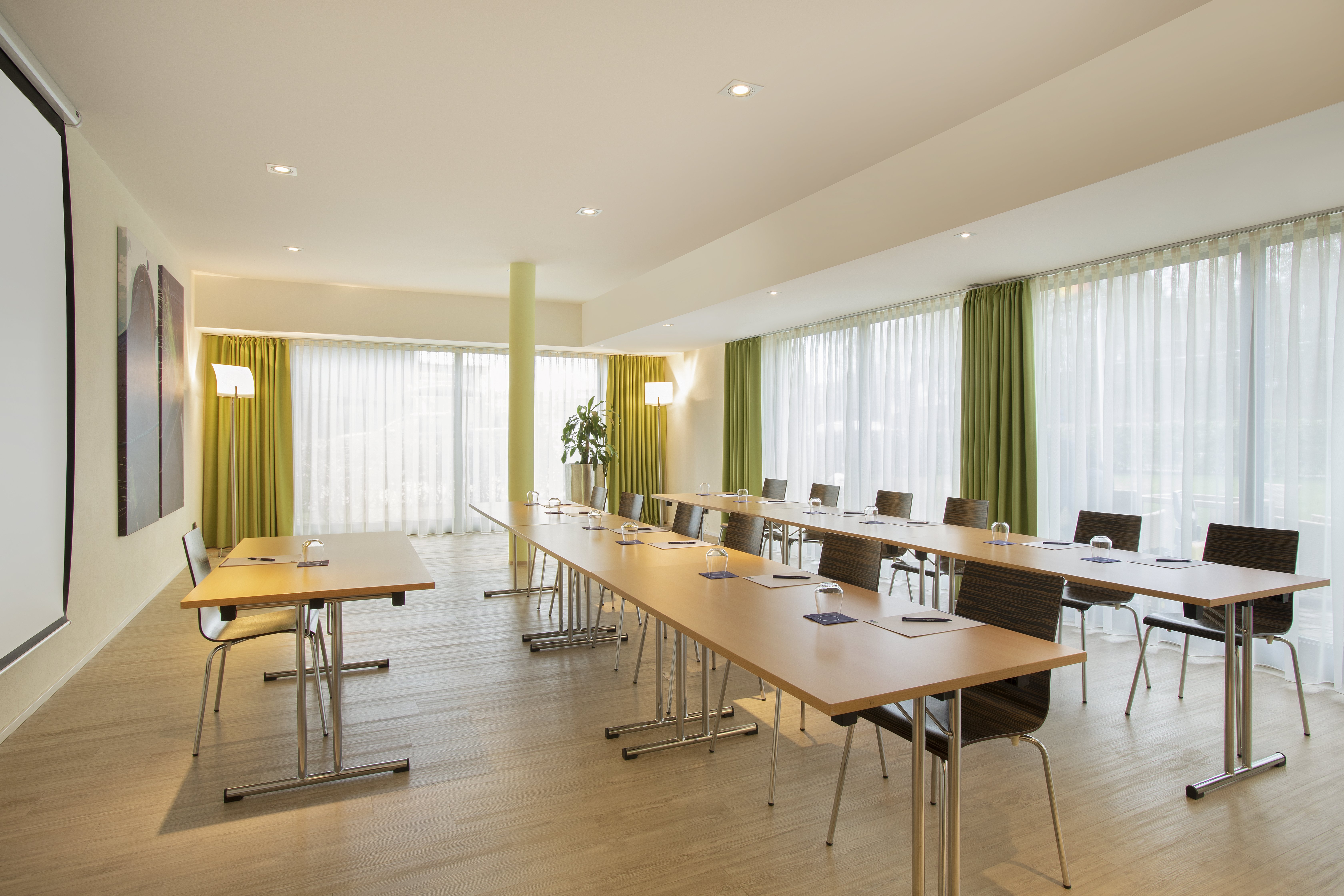 Holiday Inn Express Neunkirchen 33/45