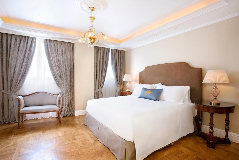2 Bedrooms, Penthouse Suite, Suite, 2 Double Beds, Acropolis View