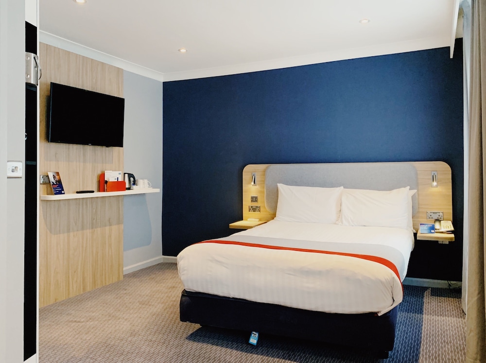 Holiday Inn Express London - Victoria by IHG 19/69