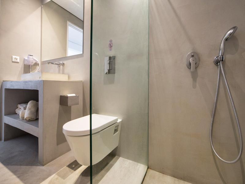 Double Room (Ra)