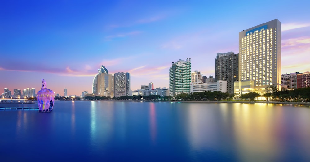 Xiamen Airlines Lakeside Hotel 45/50