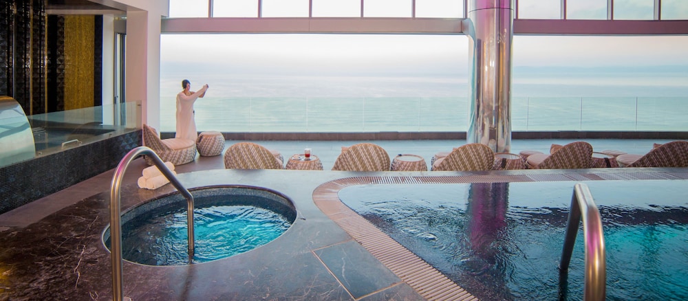 Garza Blanca Residences 32/74