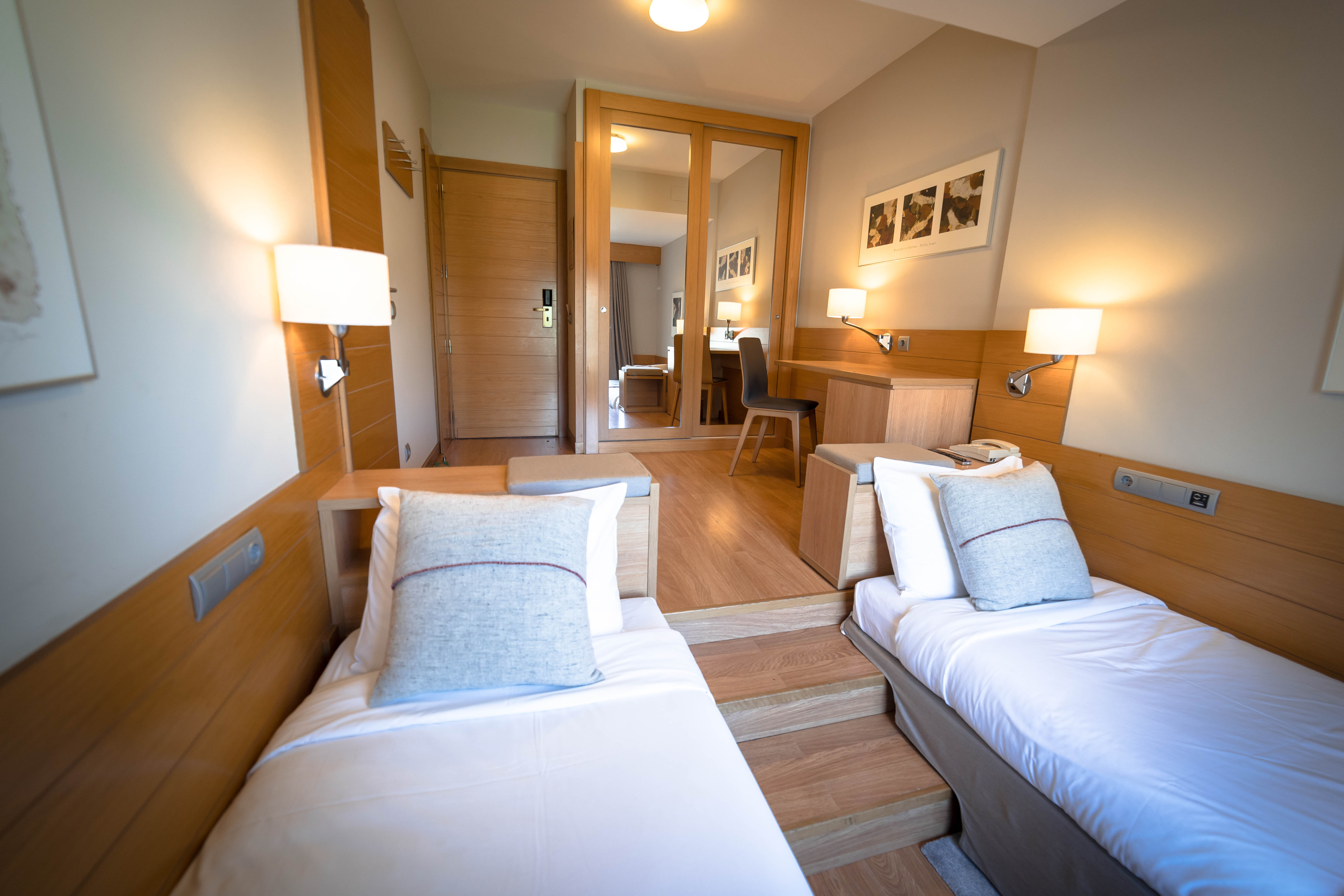 Room, Double Bed