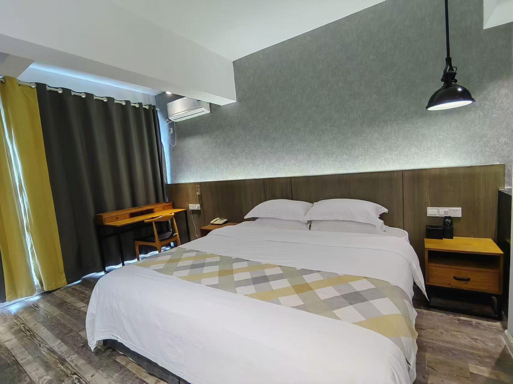 Fanpu Art Hotel 13/28