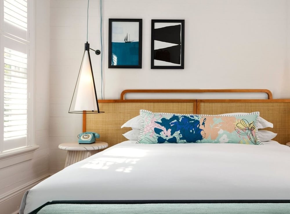 2 Bedrooms, Loft, Suite, King and Queen Bed