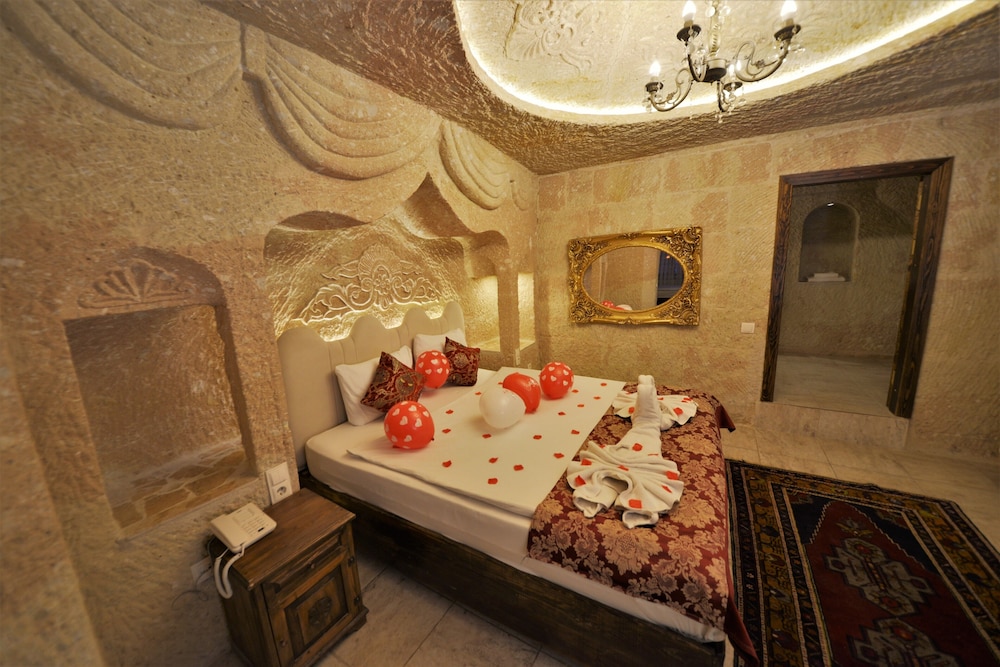 Dedeli Konak Cave Hotel 10/24