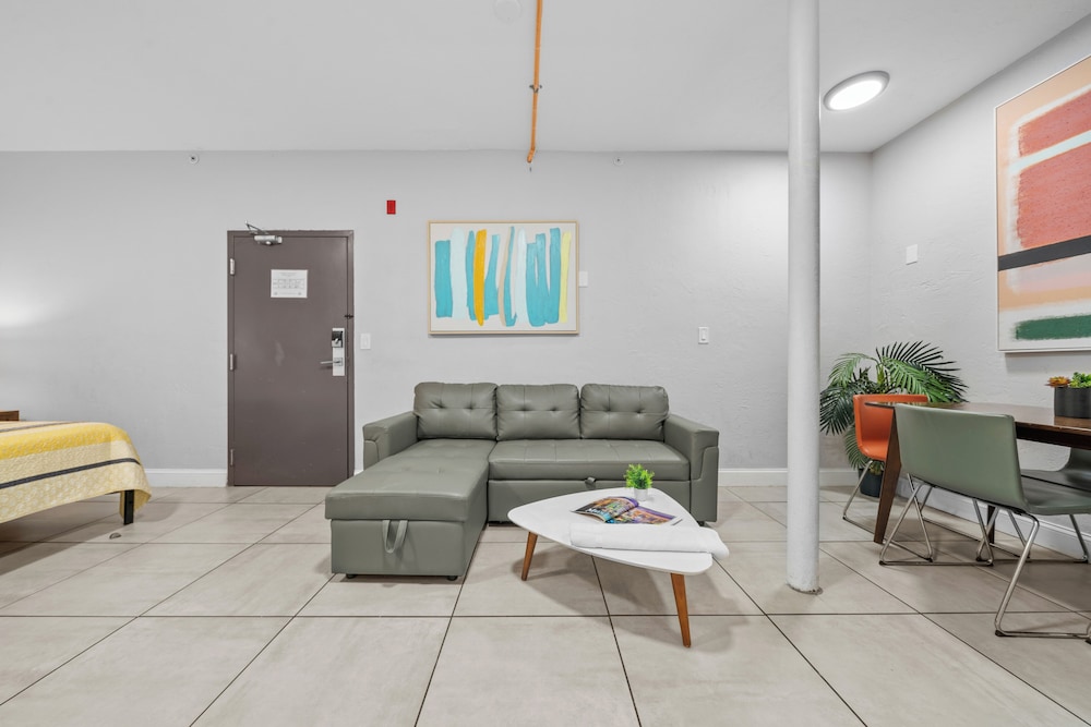 Miami Beach International Hostel 36/66