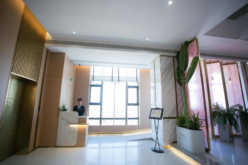 Ramada by Wyndham Vientiane Central 16/54