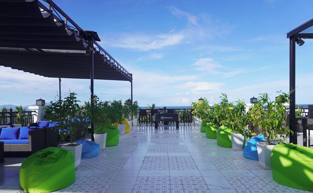 Bliss Hoi An Beach Resort and Wellness 40/49