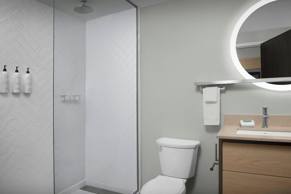 TownePlace Suites by Marriott Paris 30/32