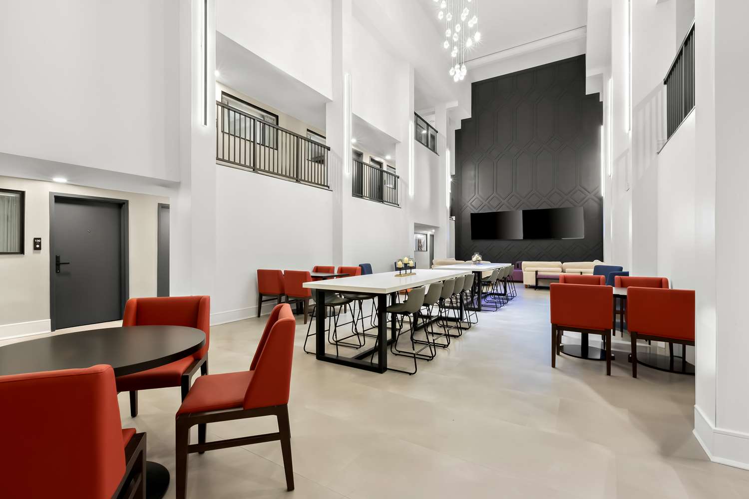 Latitude Suites Tinton Falls Eatontown 14/19