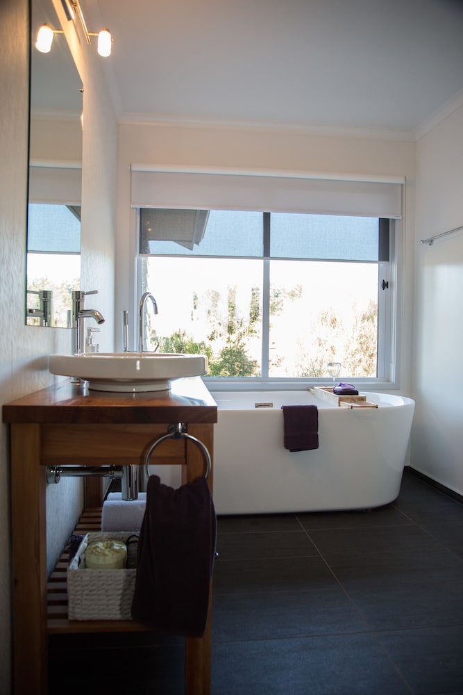 Tongariro Suites 24/50
