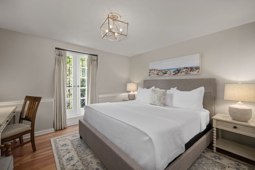 Hamilton-Turner Inn 9/50