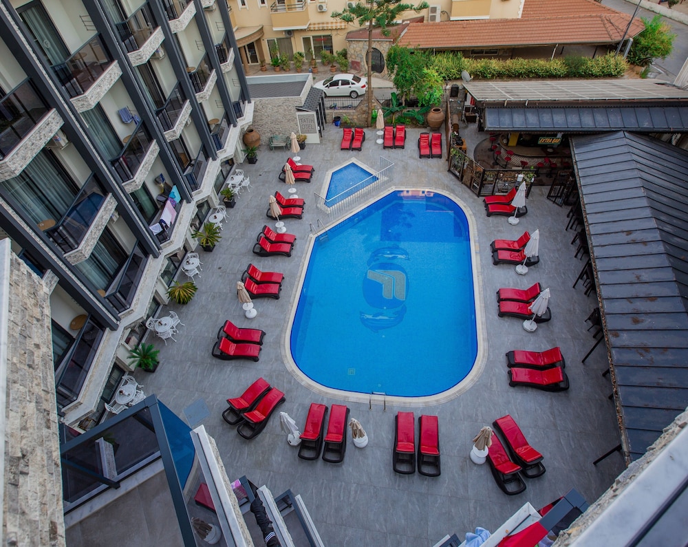 Kleopatra Fatih Hotel 46/50