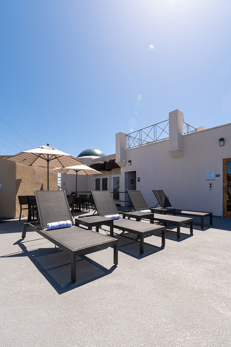 Coronado Beach Resort 75/77