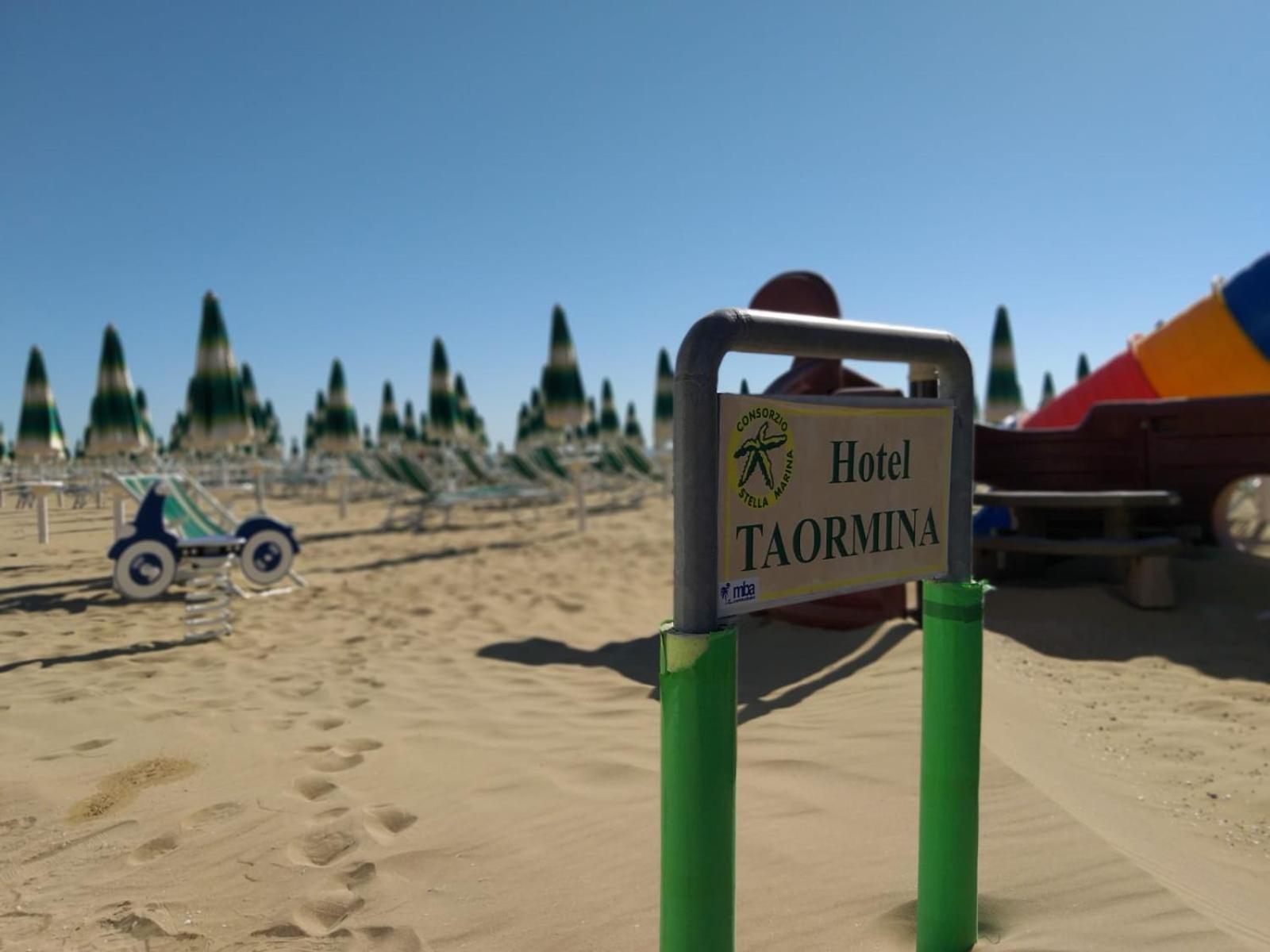 Hotel Taormina 41/43