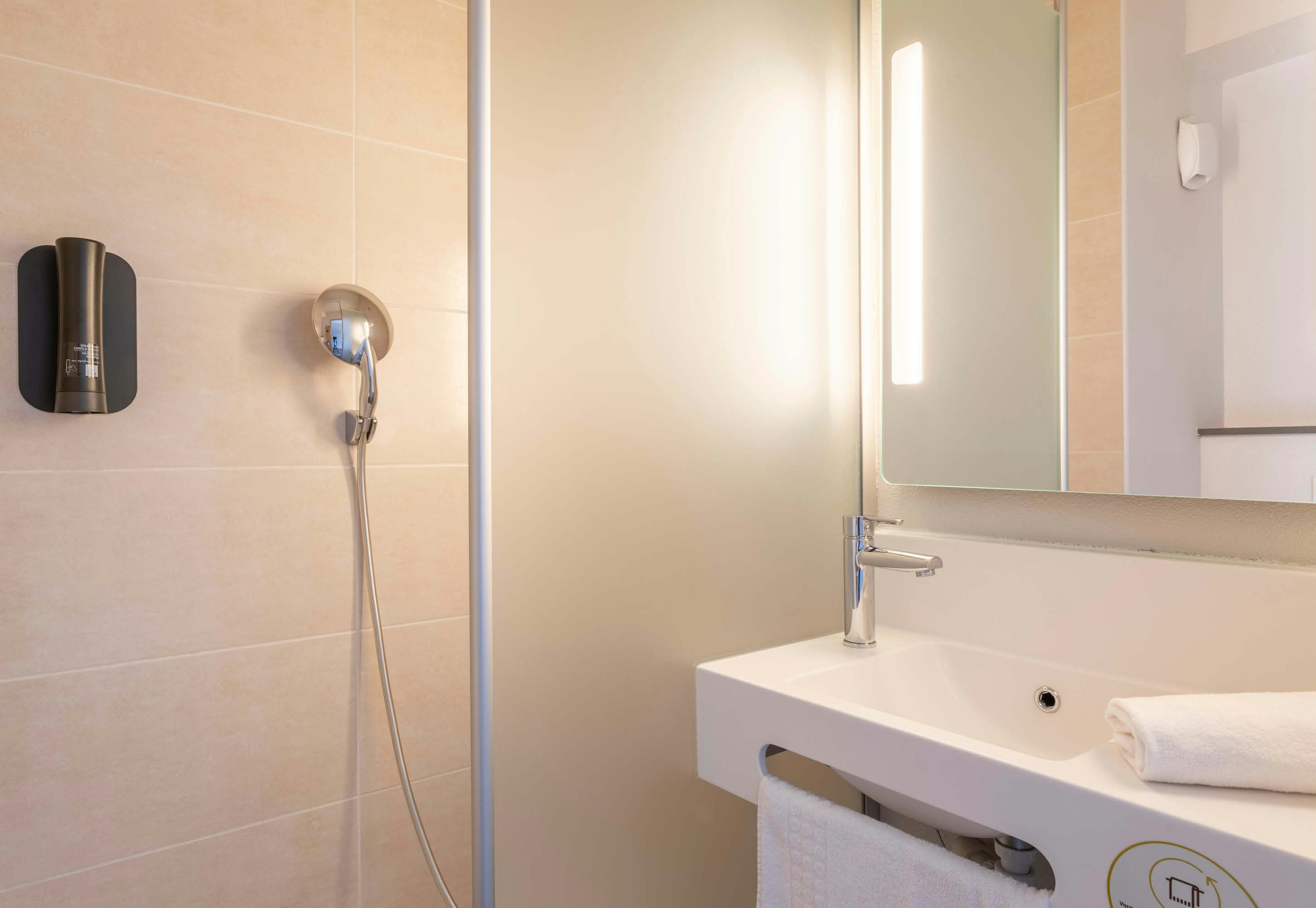 B&B Hotel Aix-En-Provence Venelles 32/33