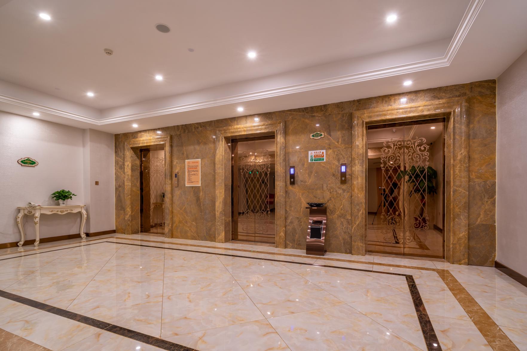 Vienna International Hotel (Jinjiang Airport) 11/34