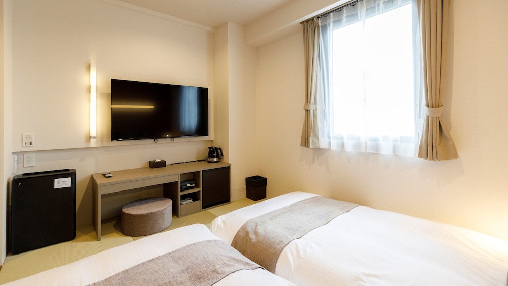 JAPANESE WESTERN, BASIC, TWIN BEDS, ANNEX