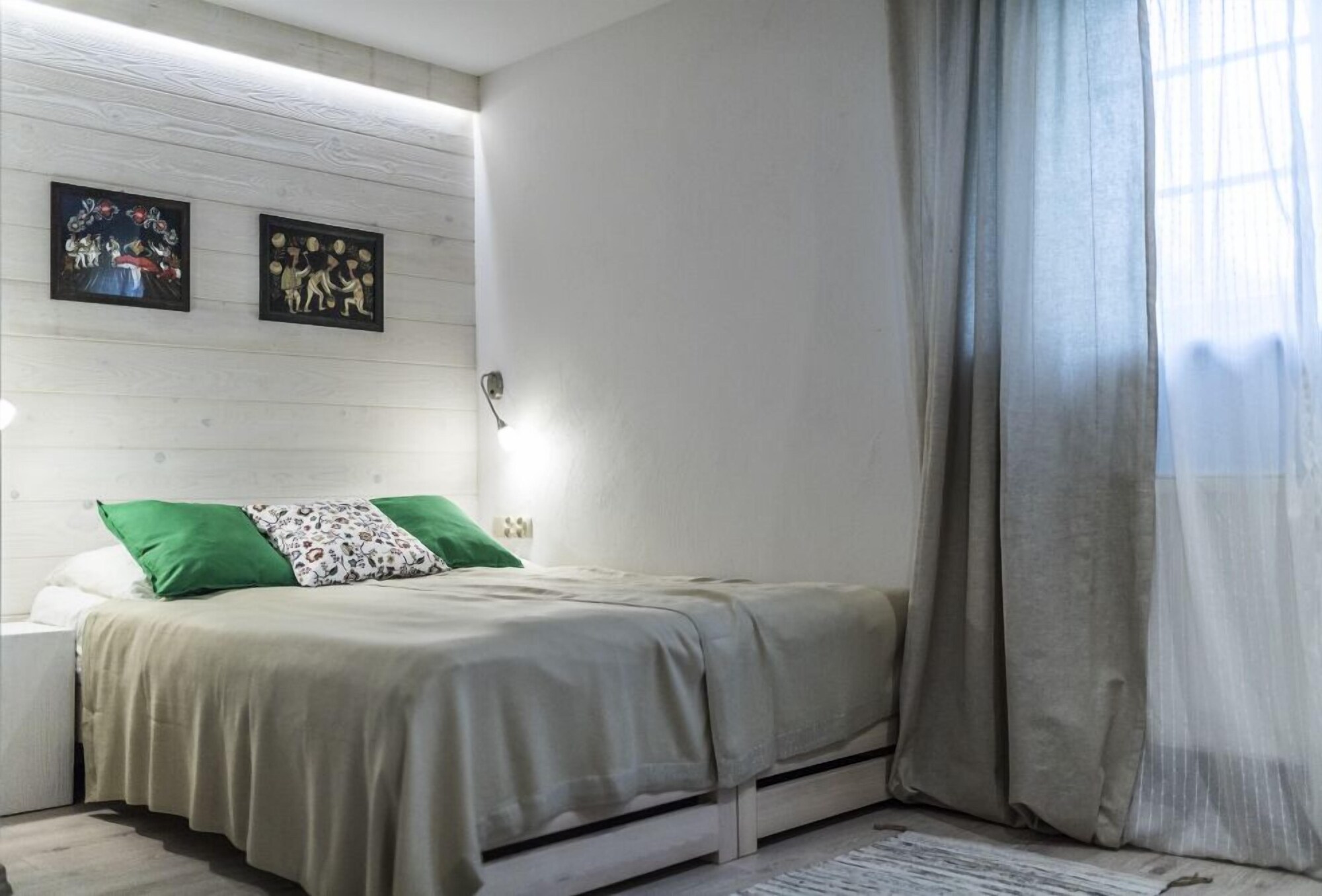 2 BEDROOMS, SUITE, MOUNTAIN VIEW, KITCHEN