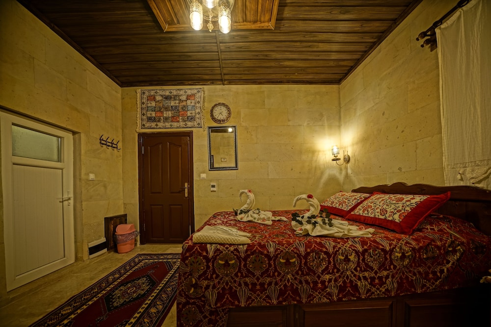 Goreme Valley Cave House 16/50