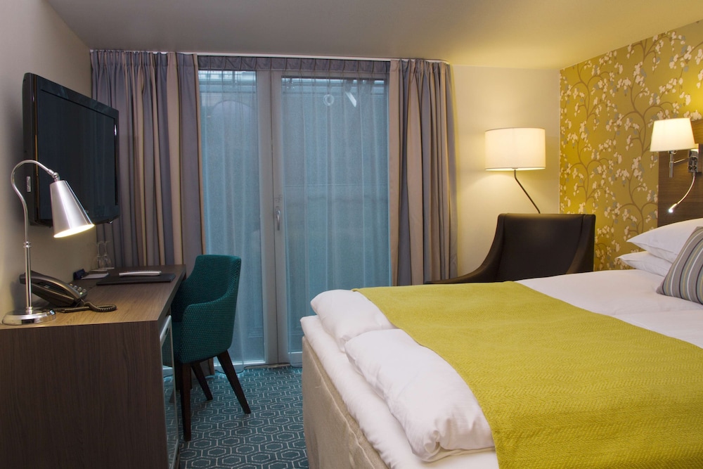 غرفة قياسية بسرير كوين، Scandic Bakklandet Hotel 2/5