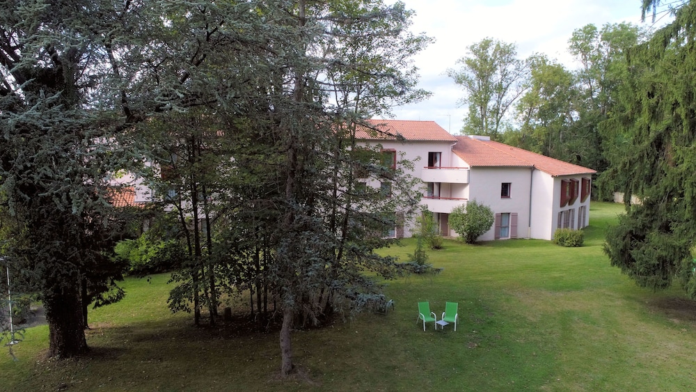 Clos St Eloi, The Originals Relais 8/51