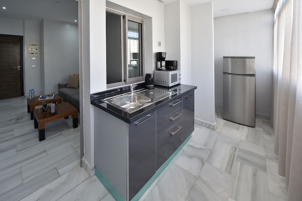 Le Yacht Suites hotel 35/36