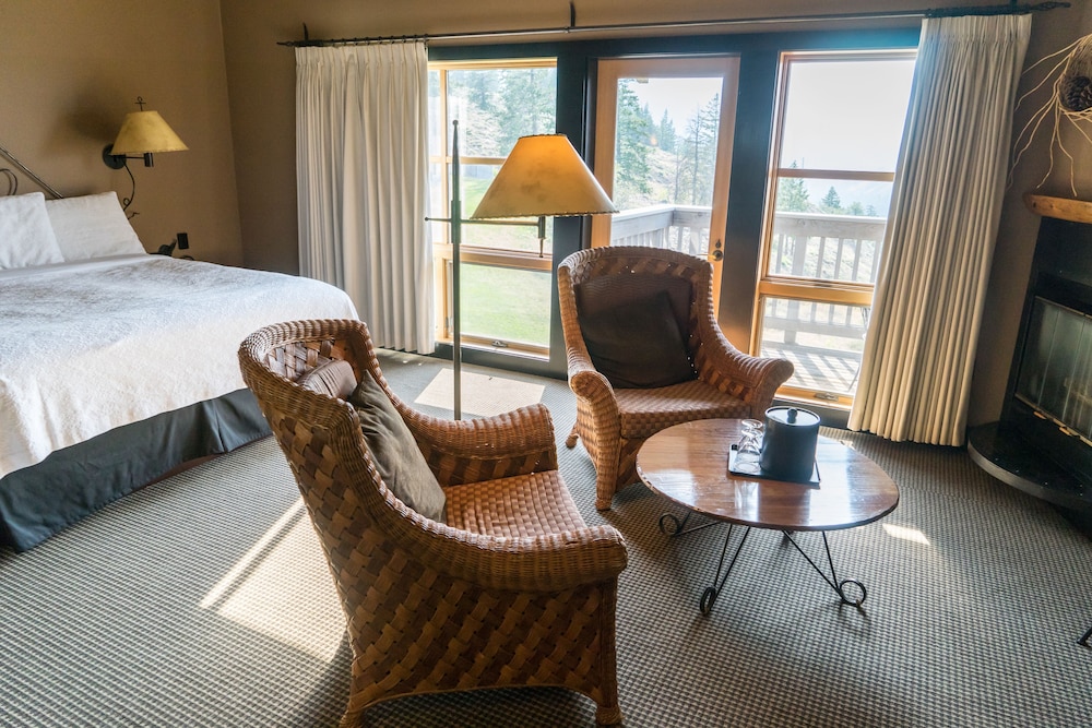 Sun Mountain Lodge 40/82